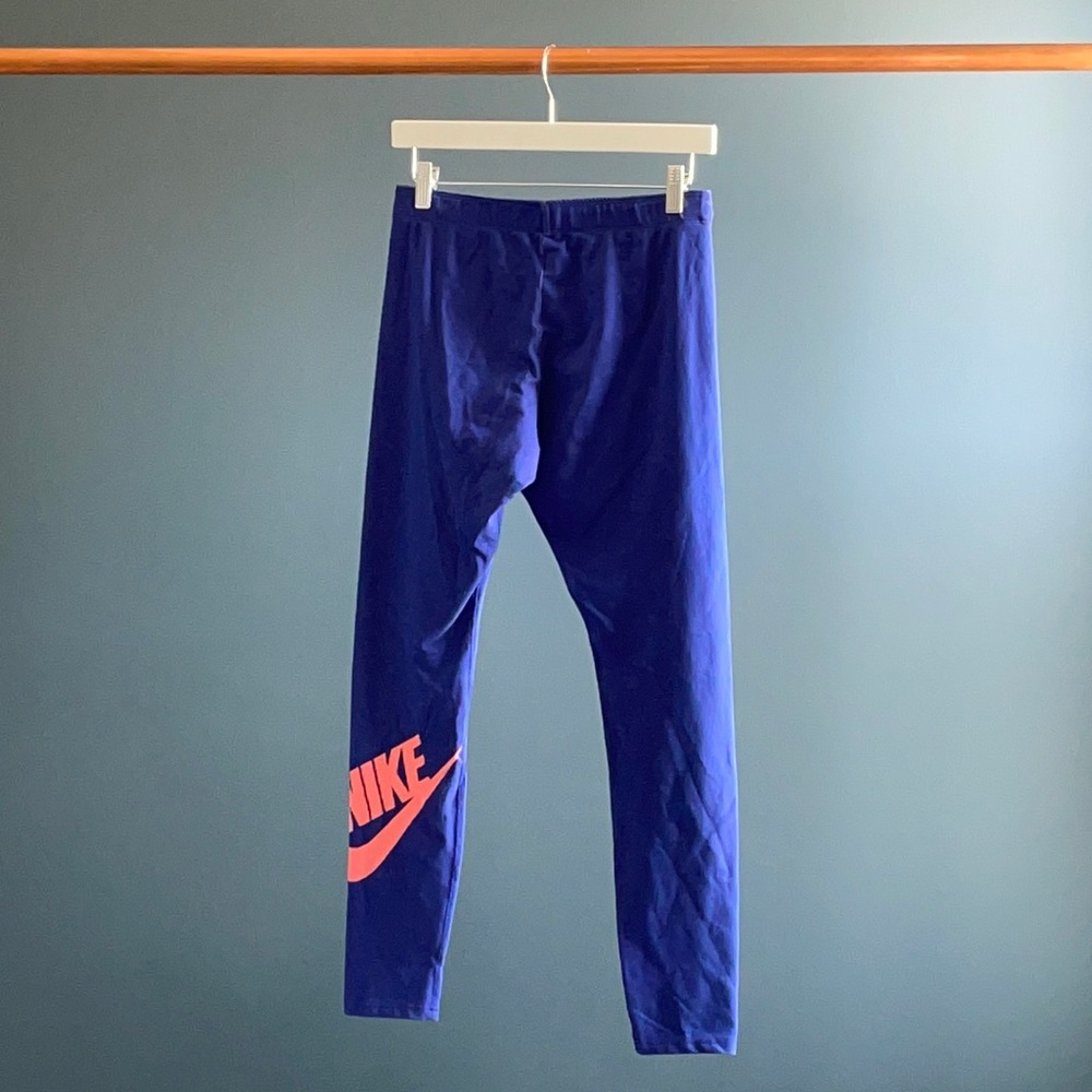 Nike Leg-a-see Leggings